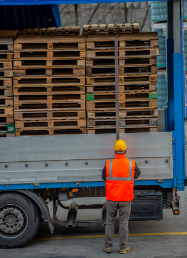 camión de carga, logistica, productos, disponibilidad todo el dia todos los dias